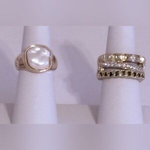 Elegant gold tone ringsEUC